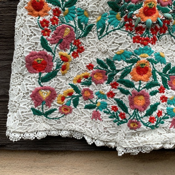 Anthropologie Maeve M floral embroidered blouse tank top crochet lace boho folk - Picture 5 of 12